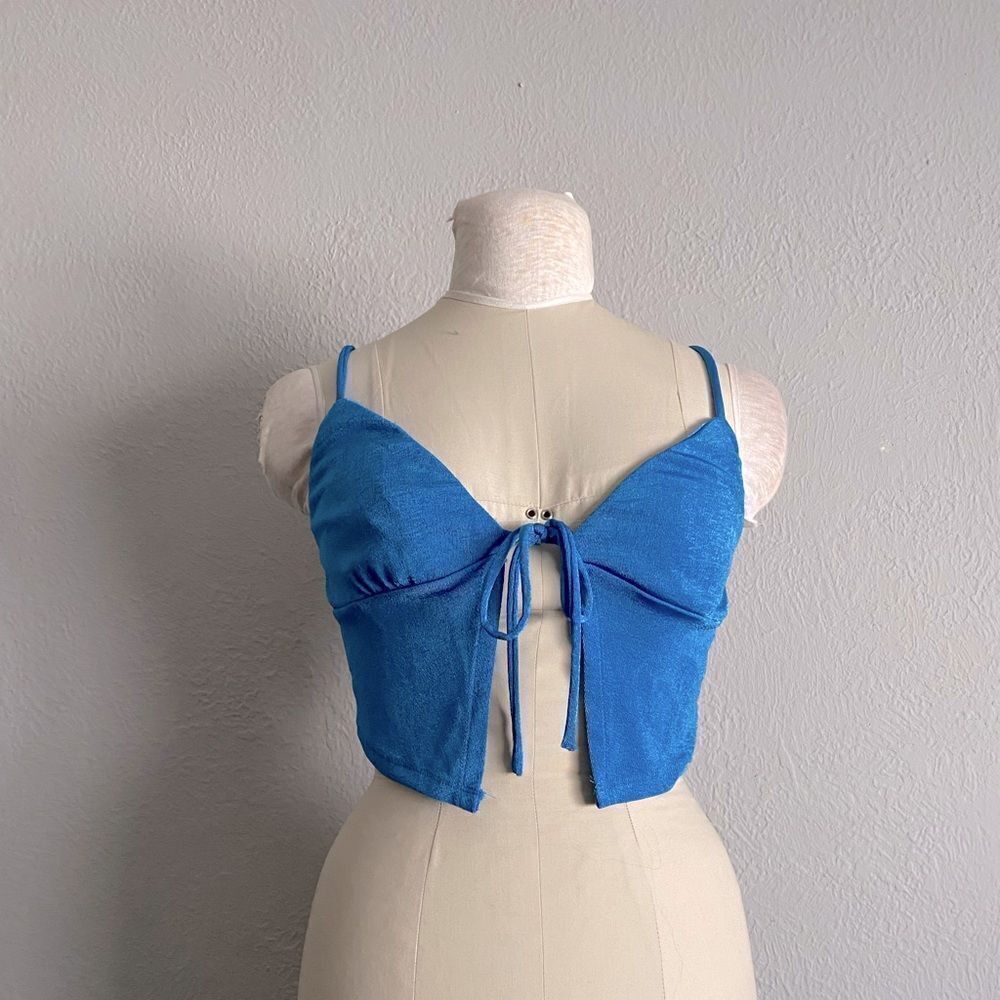 🪦 Princess Polly Sky Blue Mini Front Tie Tank Size 8 (3 for 30 sale)